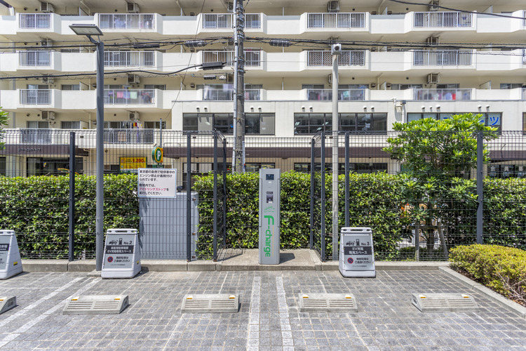 シティテラス平井の電気自動車充電設備